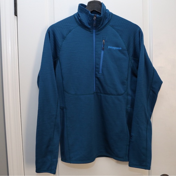 Patagonia light long sleeve jacket - Picture 1 of 5